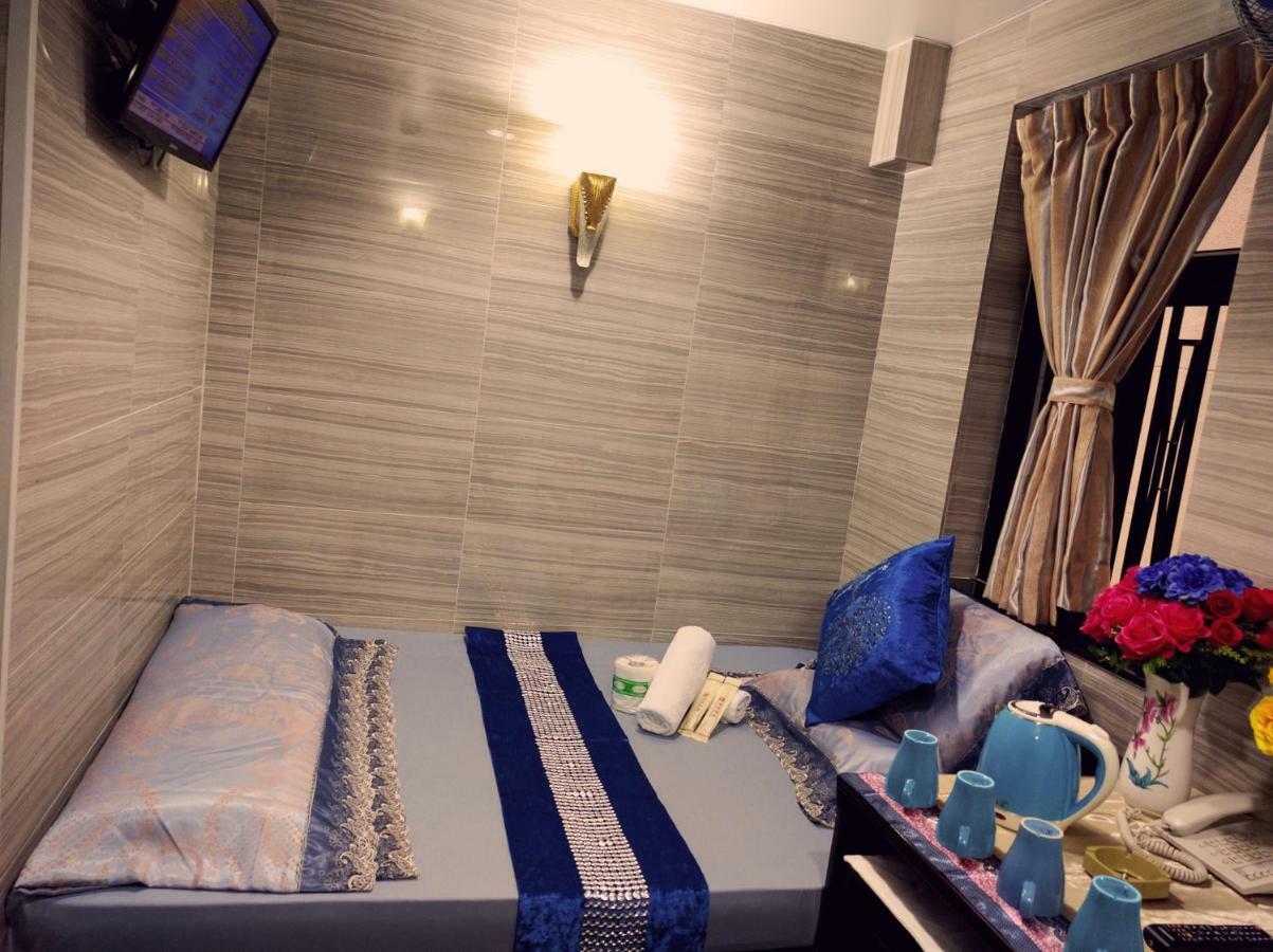 Hostel 16 Paris Guest House Block E Reception 10Th Floor Hong Kong Bagian luar foto