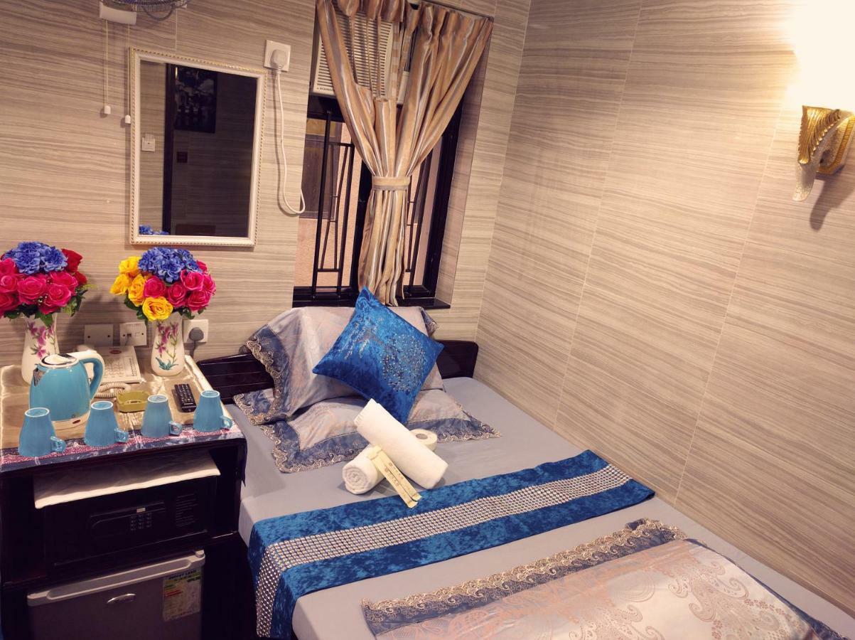 Hostel 16 Paris Guest House Block E Reception 10Th Floor Hong Kong Bagian luar foto
