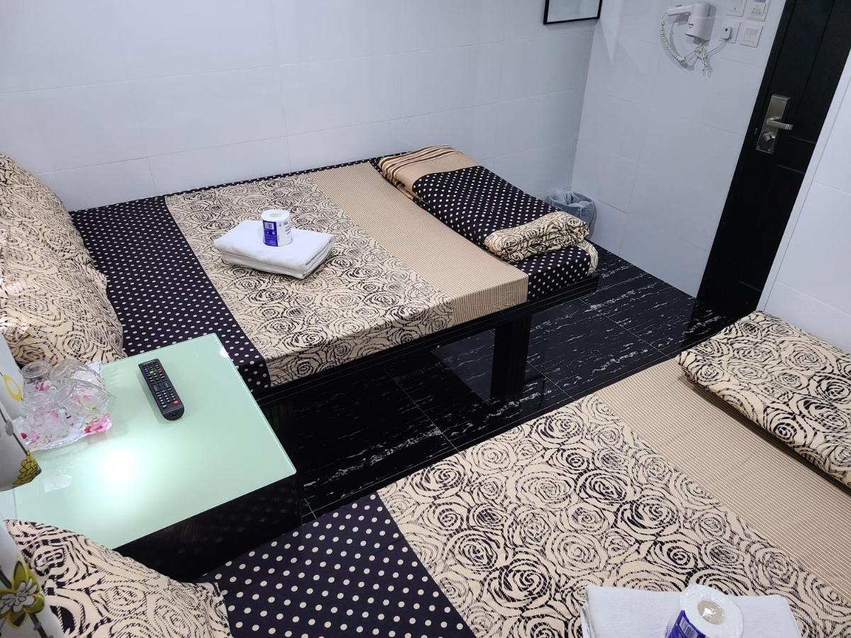Hostel 16 Paris Guest House Block E Reception 10Th Floor Hong Kong Bagian luar foto
