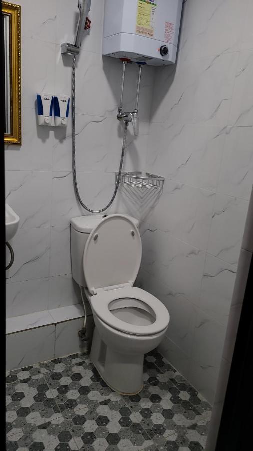 Hostel 16 Paris Guest House Block E Reception 10Th Floor Hong Kong Bagian luar foto